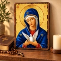 Ikona Matka Boża Pneumatofora z białą gołębicą, zdjęcie 5 – widok drewnianej ikony z innej perspektywy
